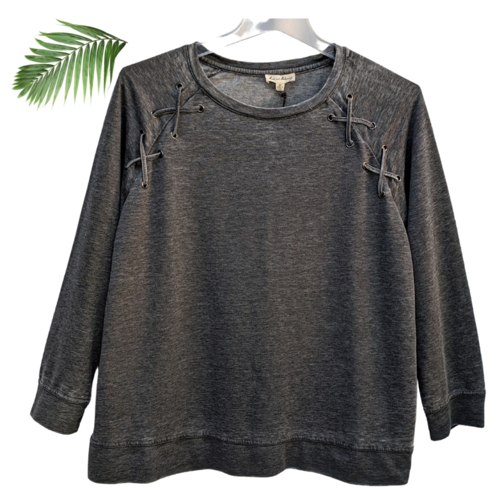 1XL Jane and Delancey Scoop Neck Gray Top Size 1XL